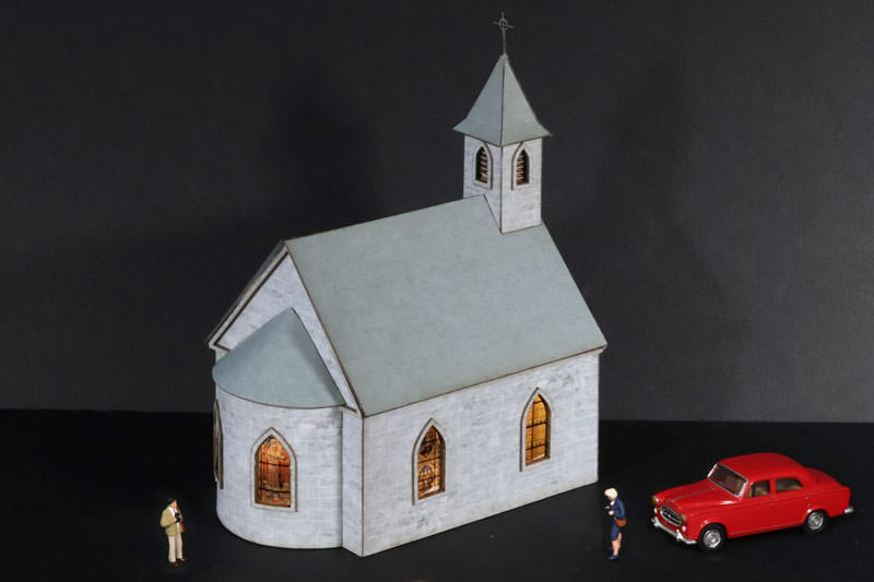 Chapelle en pierres grises - éclairage LED