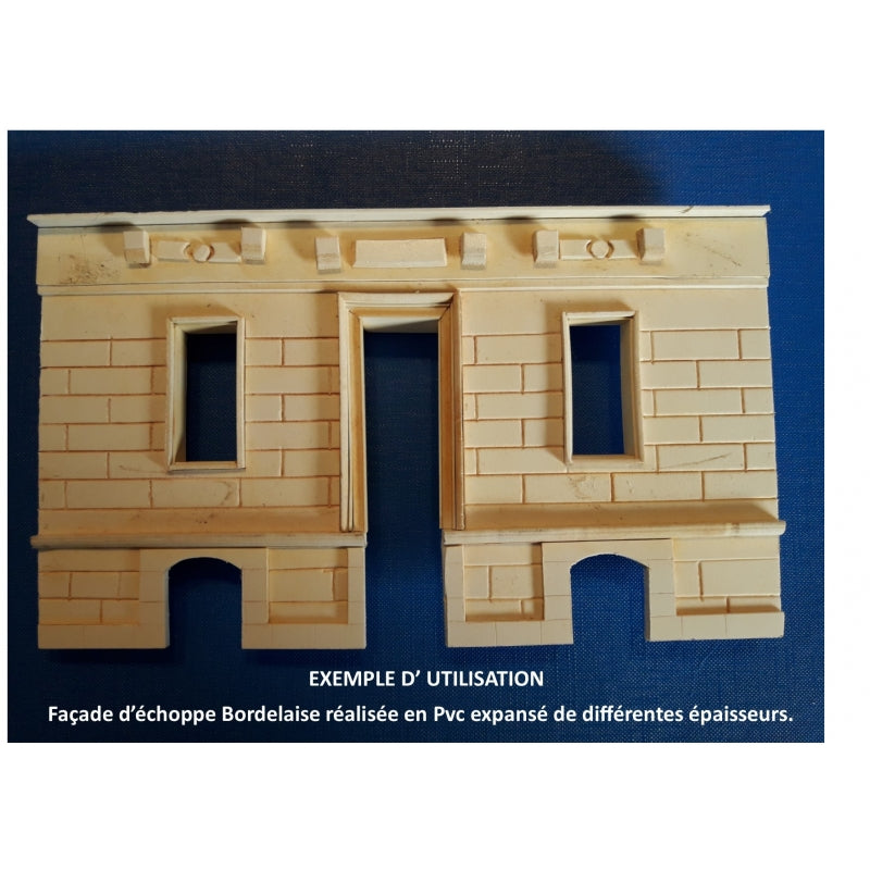Plaque de PVC expansé 200x300 mm x 2 mm