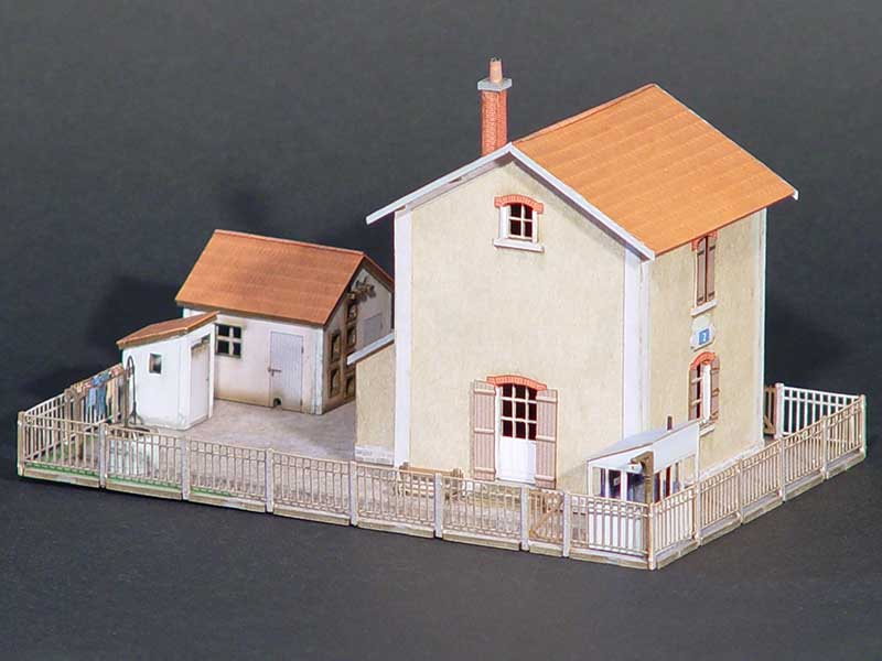 Maison de passage à niveau - Compagnie de l'EST