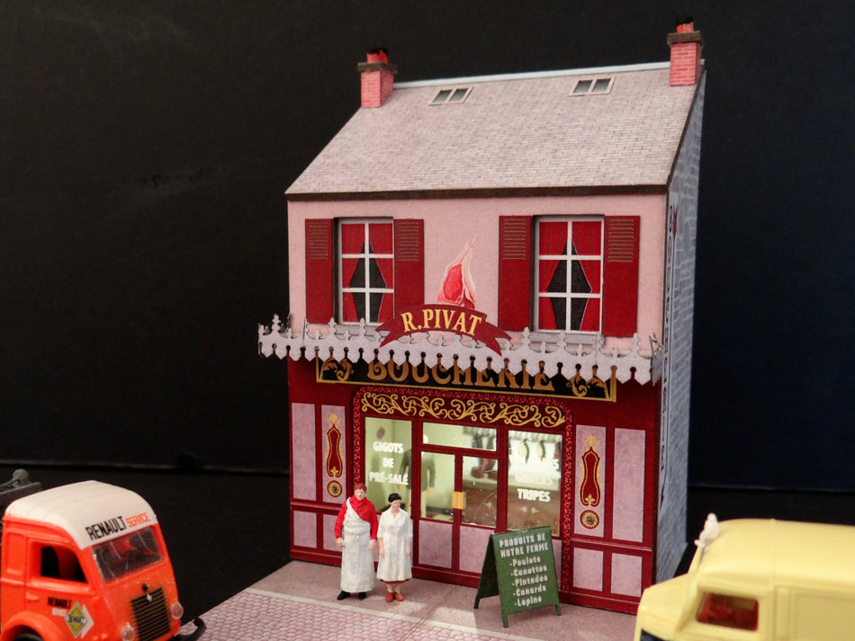 Mini-façade de boucherie avec ses figurines couple de bouchers
