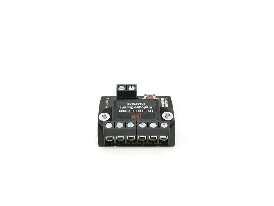 Interface d'accessoires Infinity Gaugemaster pour signaux lumineux analogiques