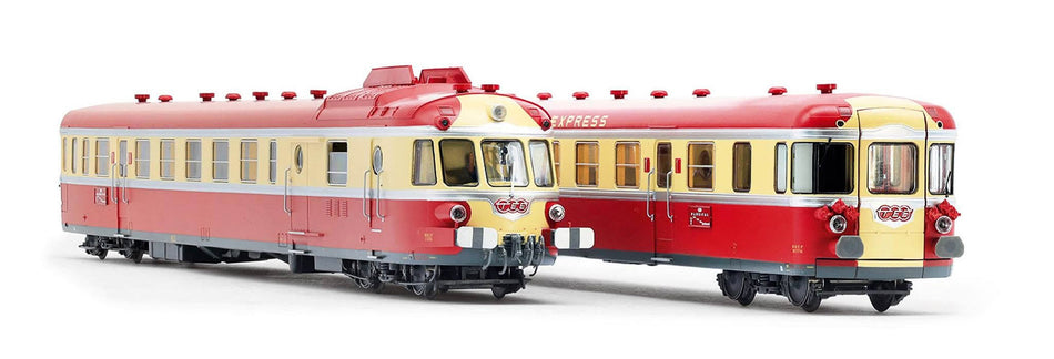 Autorail diesel RGP I avec remorque en livrée TEE rouge/crème, ép. III, SNCF, avec décodeur sonore