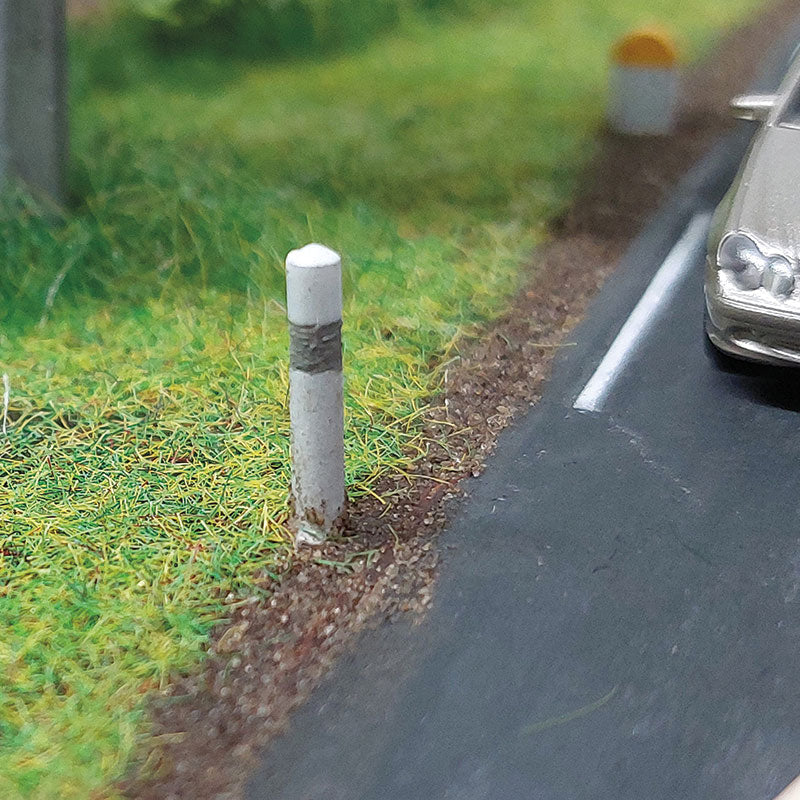 Lot de 5 balises de signalisation routière