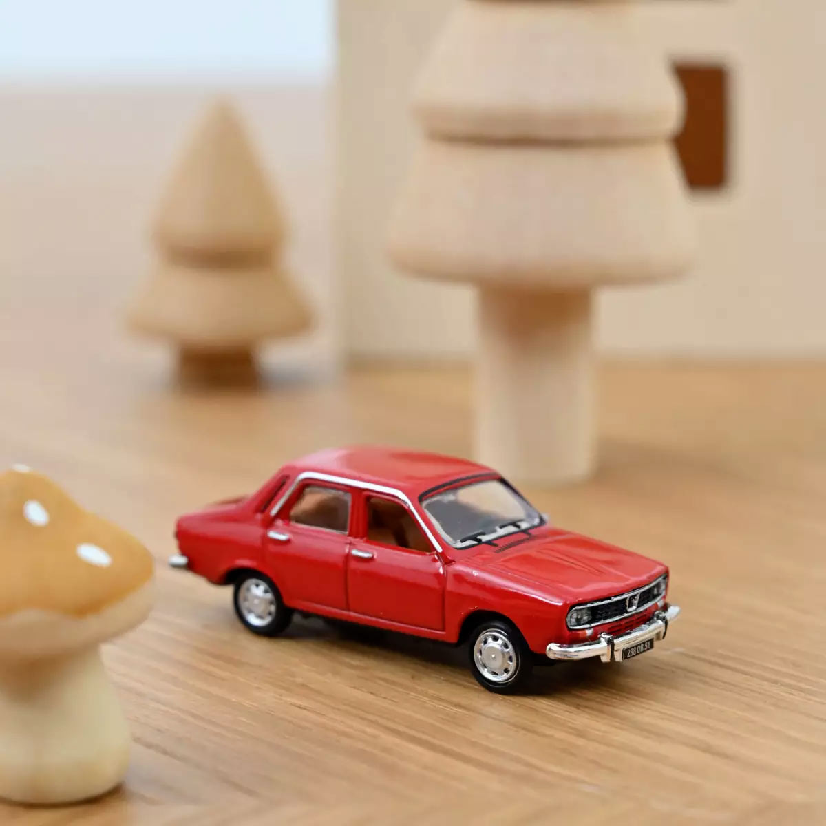 Véhicule Renault 12 TL - 1974  - Rouge