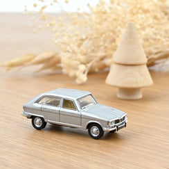 Véhicule Renault 16 - 1966 - Gris métallisé