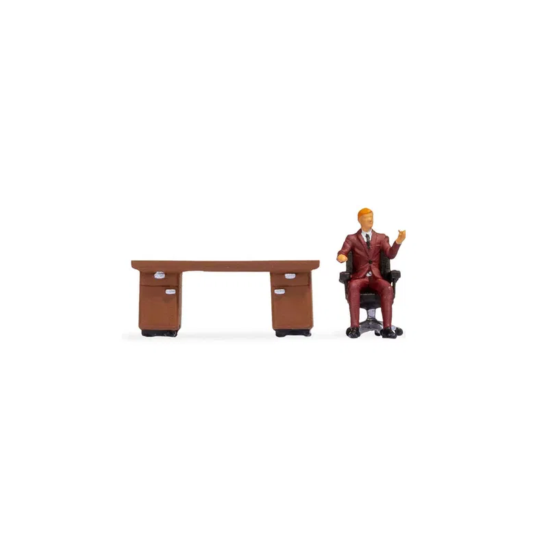 Mini-scène Au bureau - homme dans un fauteuil