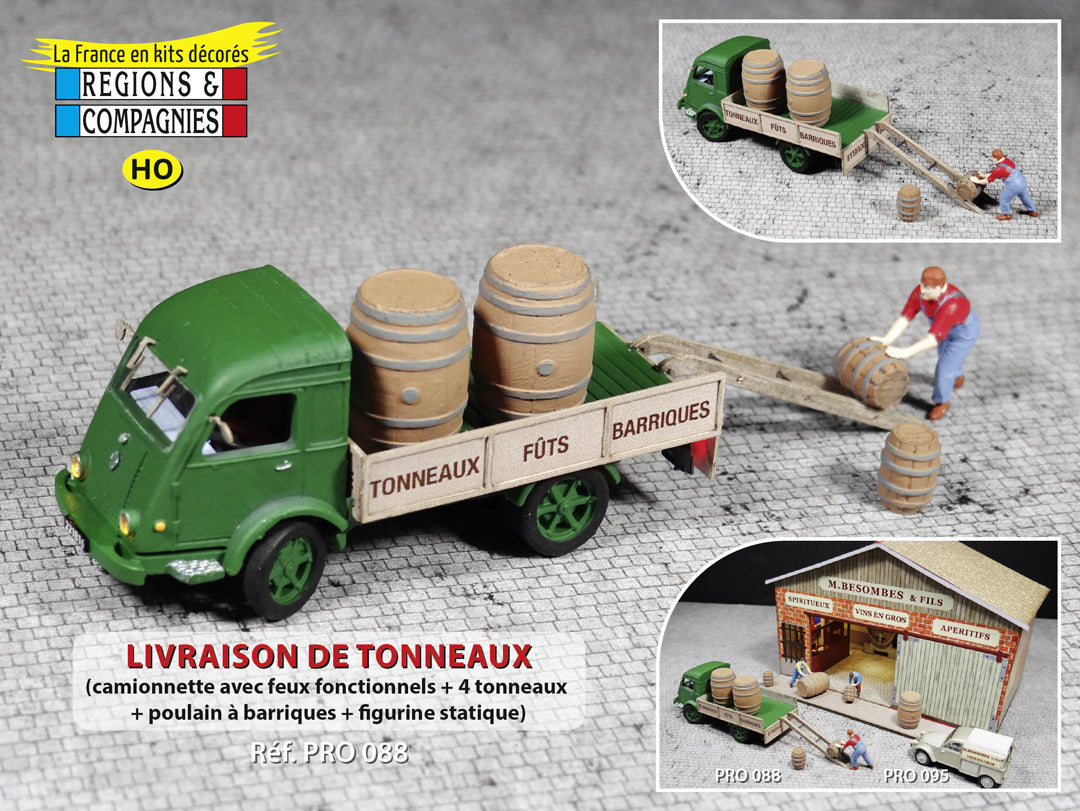 Livraison de tonneaux avec camion Renault Galion