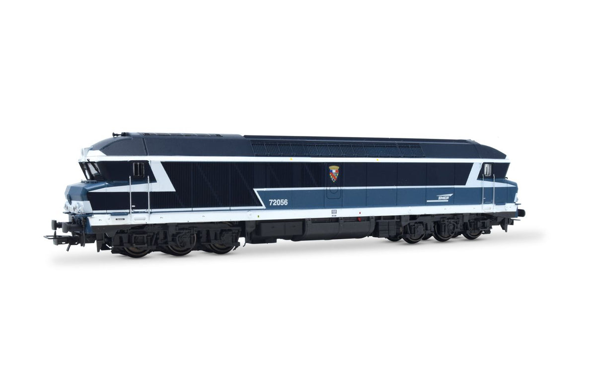 Locomotive diesel CC 72056 « La Bourboule », livrée bleue avec logo « Casquette », ép. V, SNCF