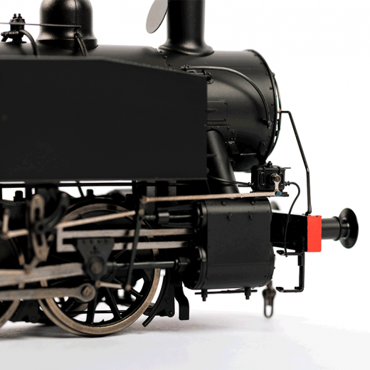 Locomotive à vapeur 030 TU noire,  ép. III, SNCF, éch 0-4