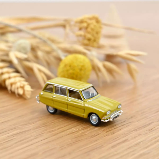 Véhicule Citroën Ami 6 Break - 1969 - Jaune Bouton d'or