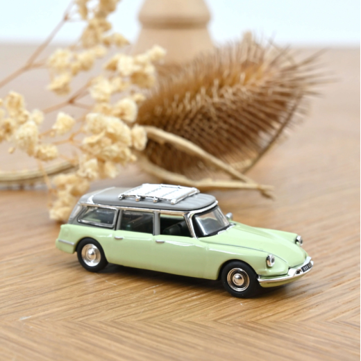 Véhicule Citroën ID Break - 1961 - Absinthe