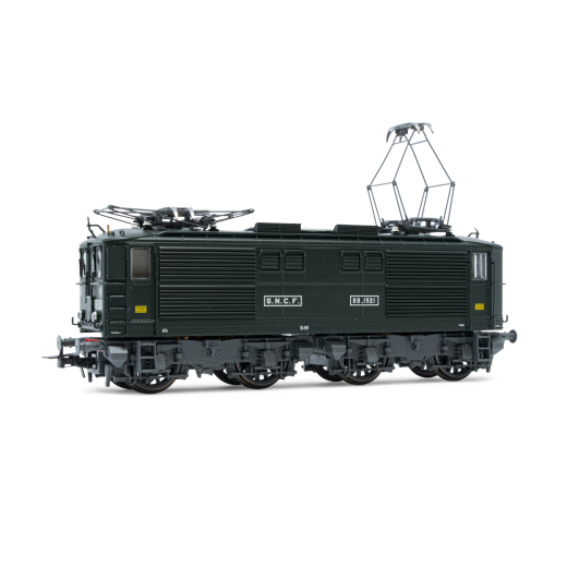 Locomotive électrique série BB 1521, livrée verte, époque III SNCF-2