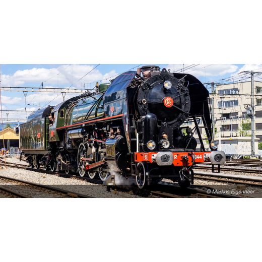 Locomotive à vapeur 141 R 1244, tender fuel grande capacité, livrée verte/noire avec roues blanches, ép. V-1