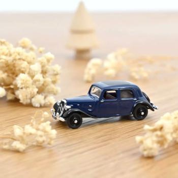 Véhicule Citroën Traction 7A - 1934 - Bleu