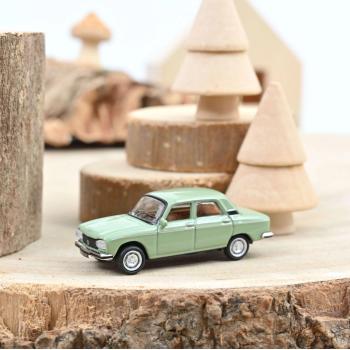 Véhicule Peugeot 304 - 1977 - Vert doré