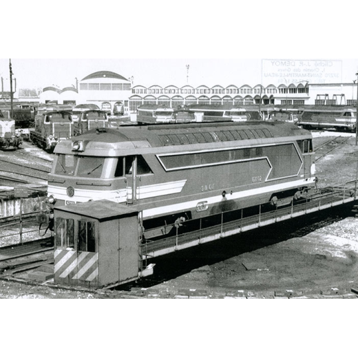 Locomotive Diesel BB 67112 (version d'origine), ép. III-IV, SNCF, éch 0 - Analogique-3