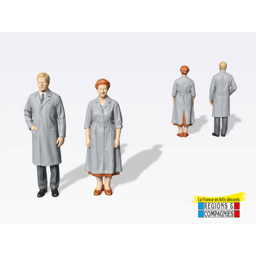 Mini-façade droguerie avec ses figurines couple de droguistes-1