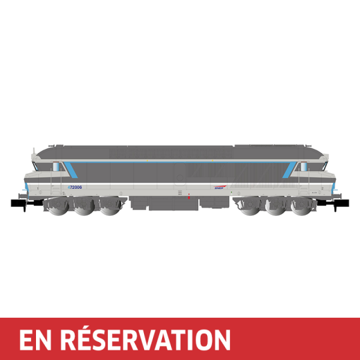 SNCF, locomotive diesel CC 72006, livrée « Multiservice » avec logo rouge SNCF sur une face frontale, ép. V