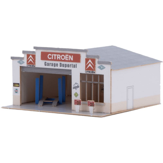 Petit garage français avec plusieurs enseignes possibles incluses.-1