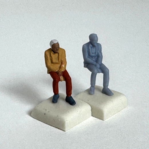 Vieil homme assis - Personnage à peindre