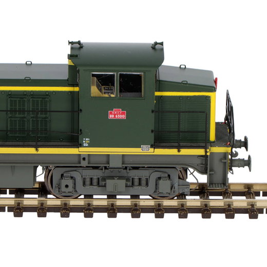 Locomotive Diesel BB 63010 livrée vert/ jaune, châssis gris, ép. IV  - Analogique-1