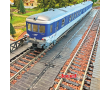Autorail diesel EAD XBD 4717 + XRABx 8714, livrée argent/bleue avec logo « Casquette », ép. IV-V SNCF-3