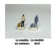 Passager avec valise - Personnage à peindre-1