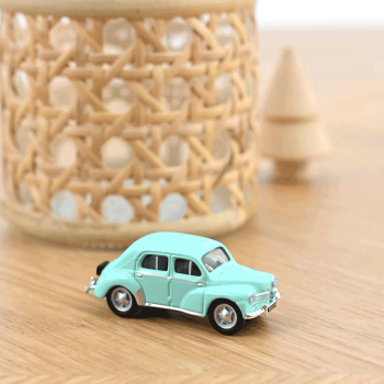 Véhicule Renault 4 CV - 1955 - Vert d'eau
